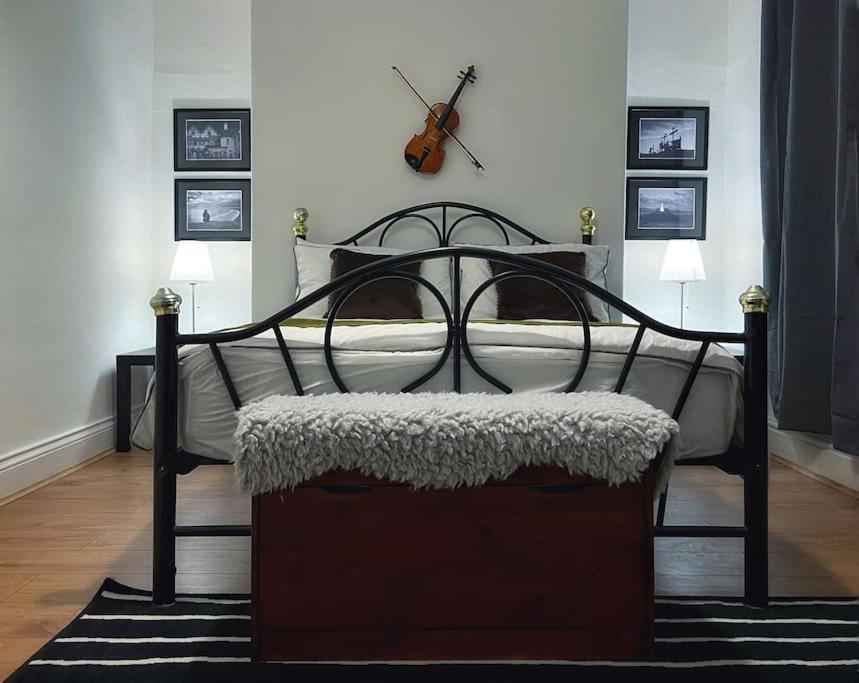 Urban Music Style Townhouse In Swansea City Center المظهر الخارجي الصورة